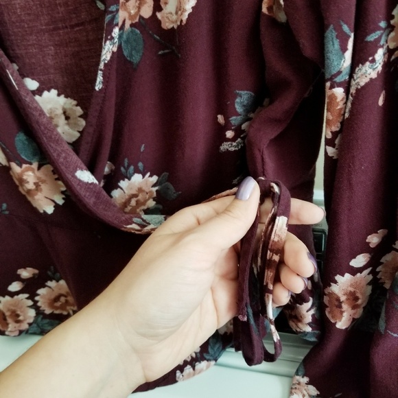 Maroon Crop Top - Picture 2 of 6